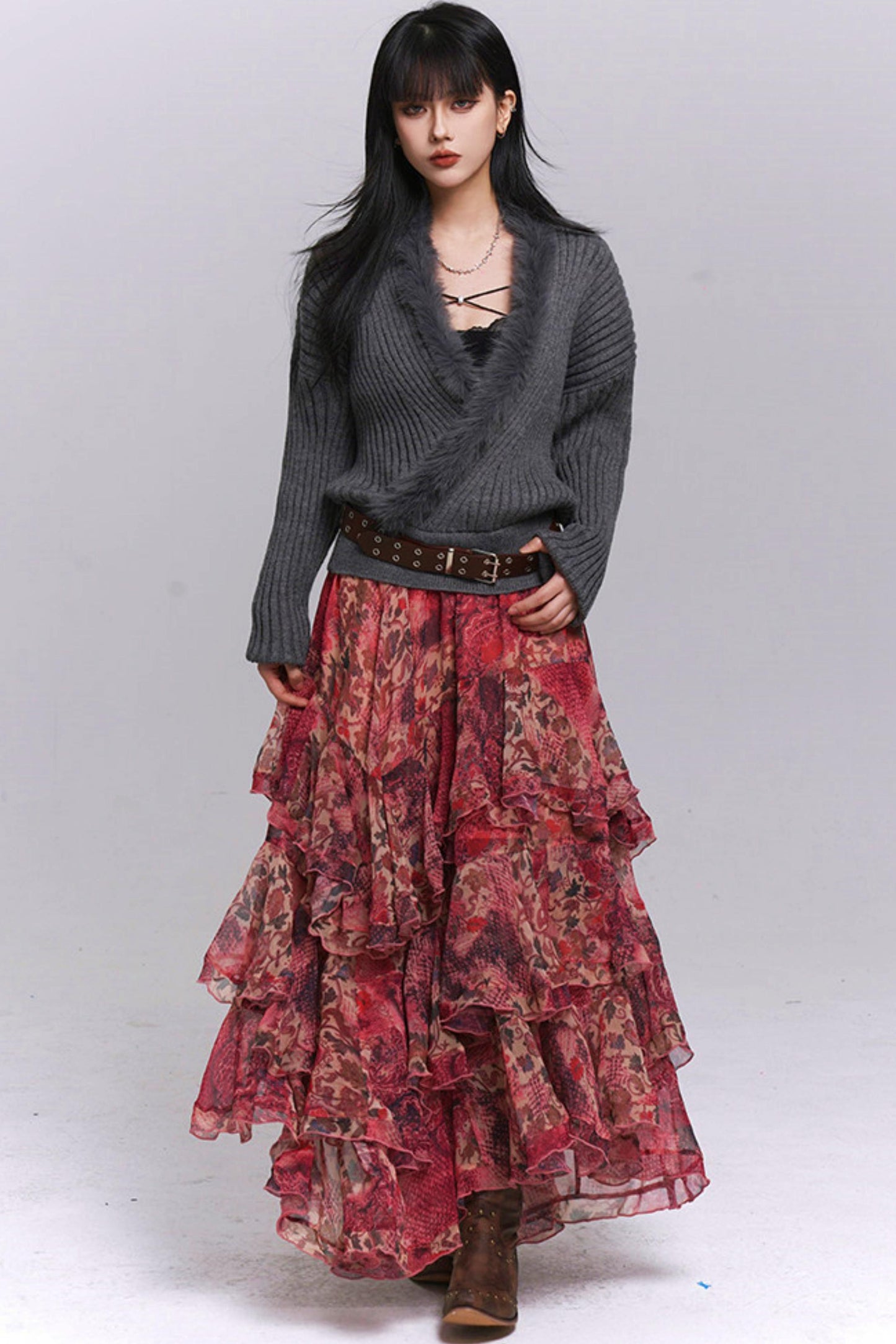 ソフトVネックニットセーター