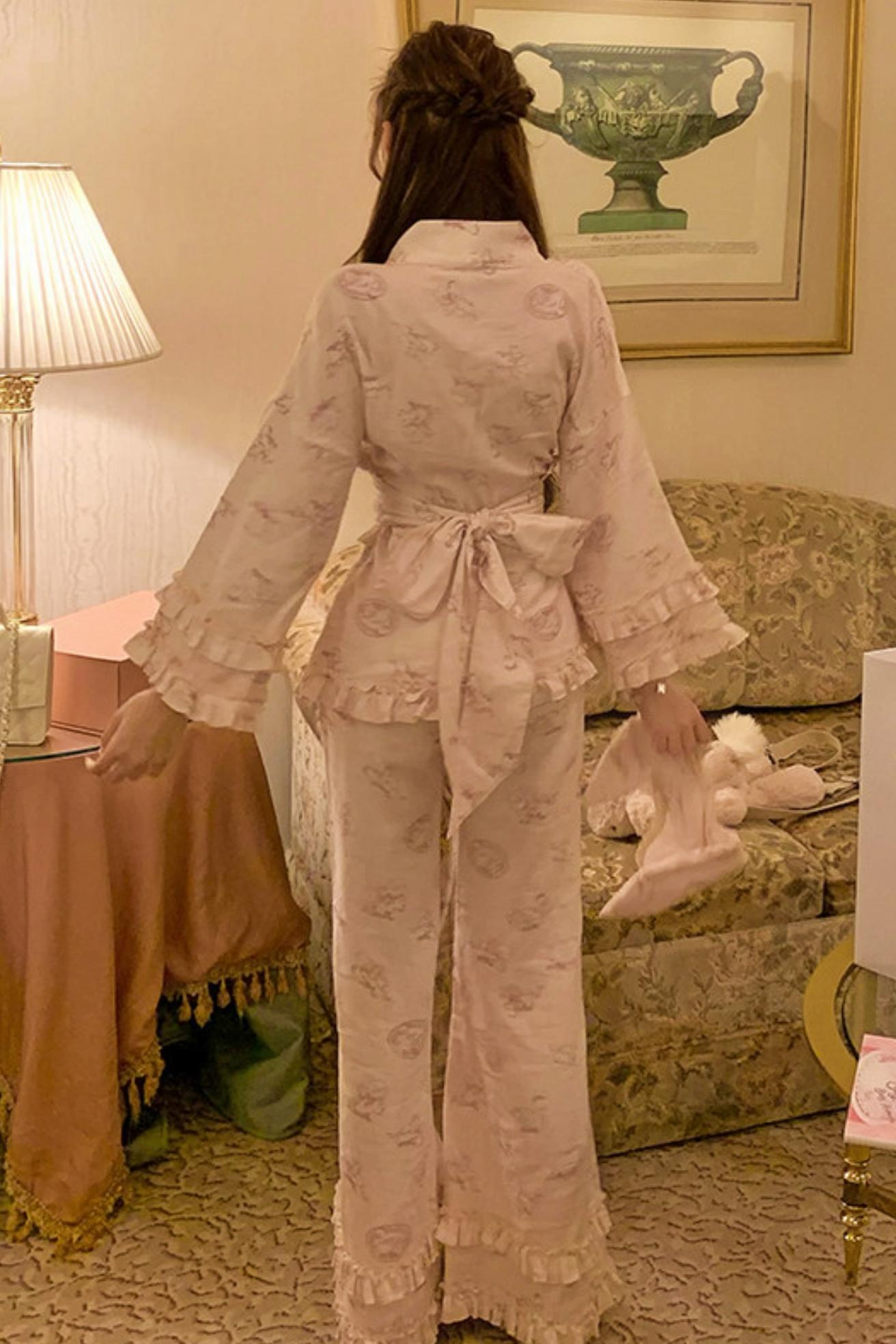 Sweet top + pants + sleep eye mask