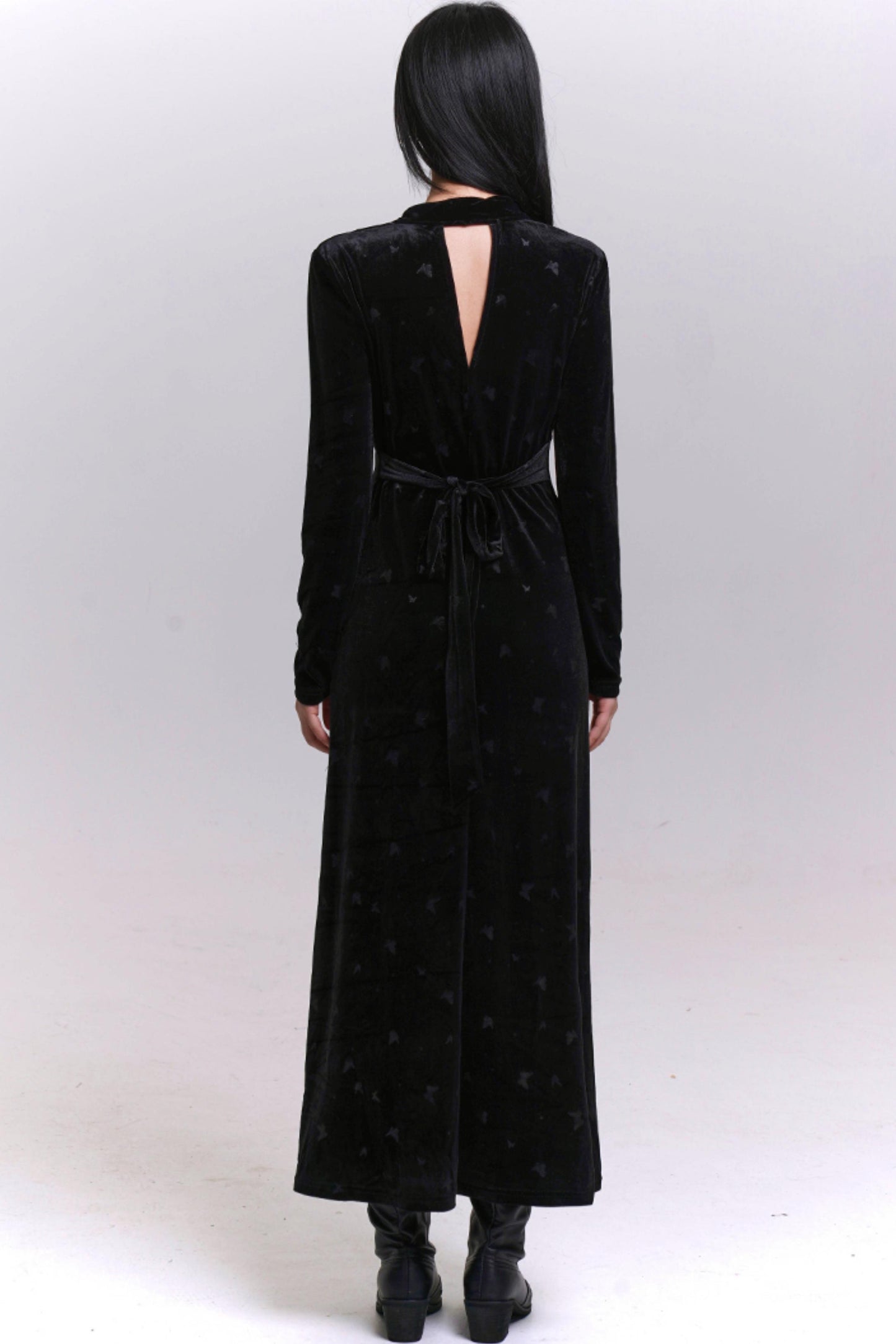 ブラックベルベットバタフライドレス