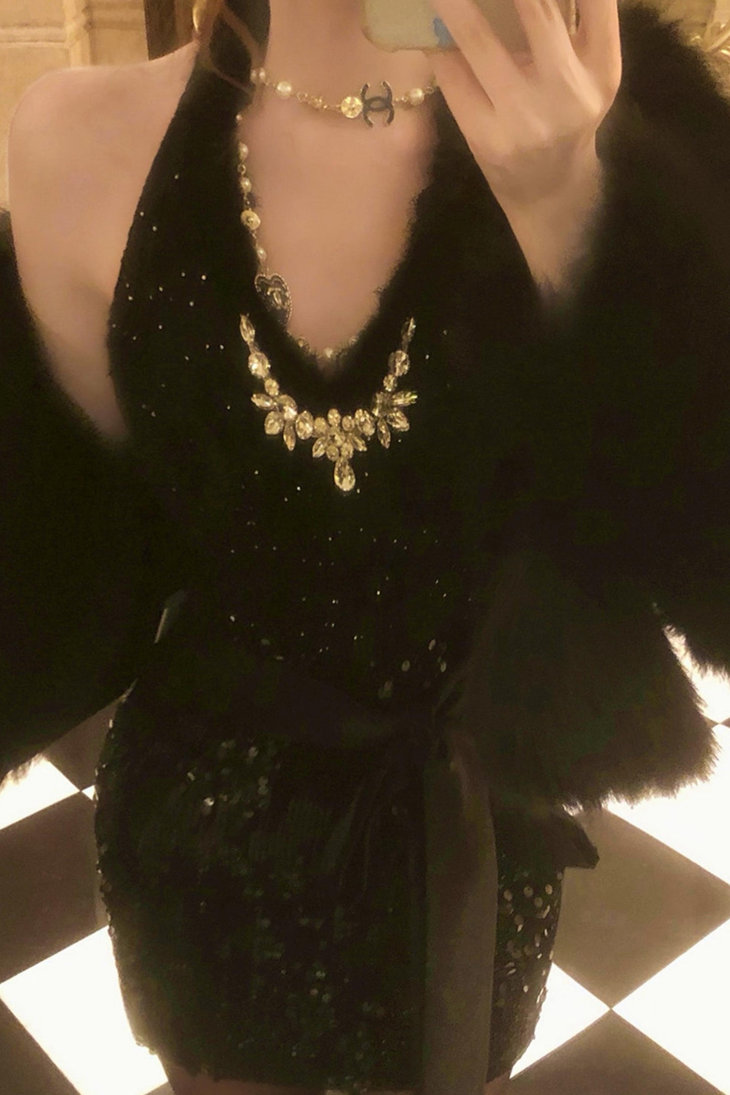 French mode tight dress + fur coat