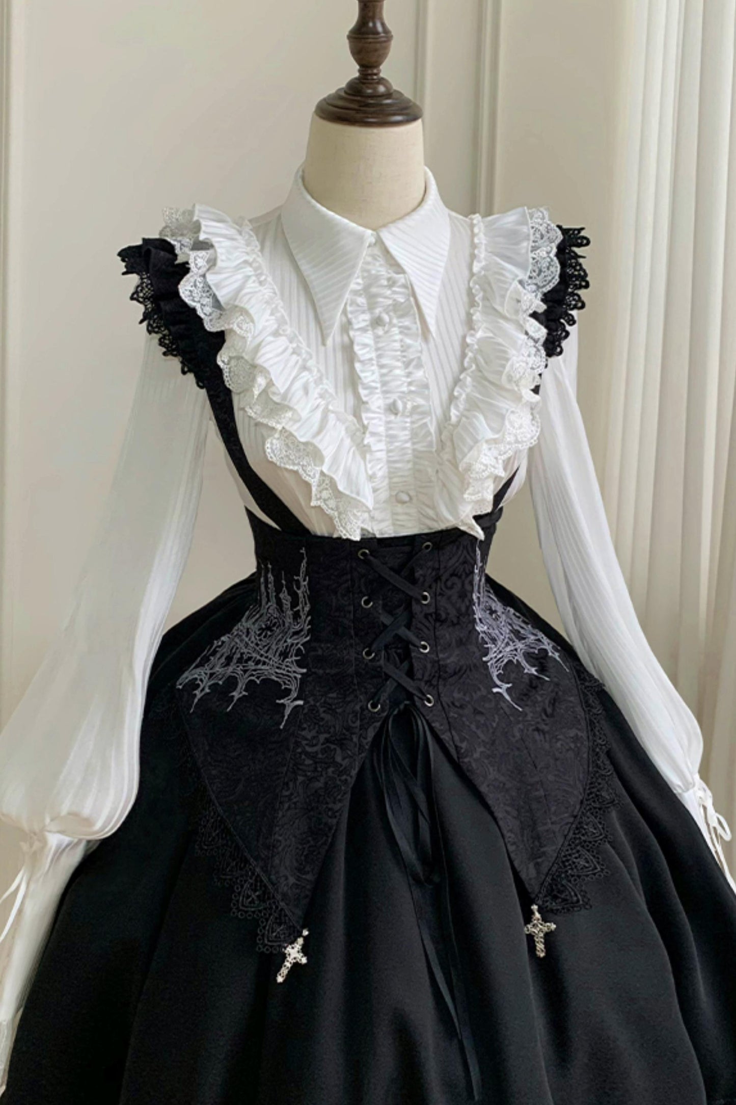 【予約商品】エレガントシフォンランタン袖シャツ