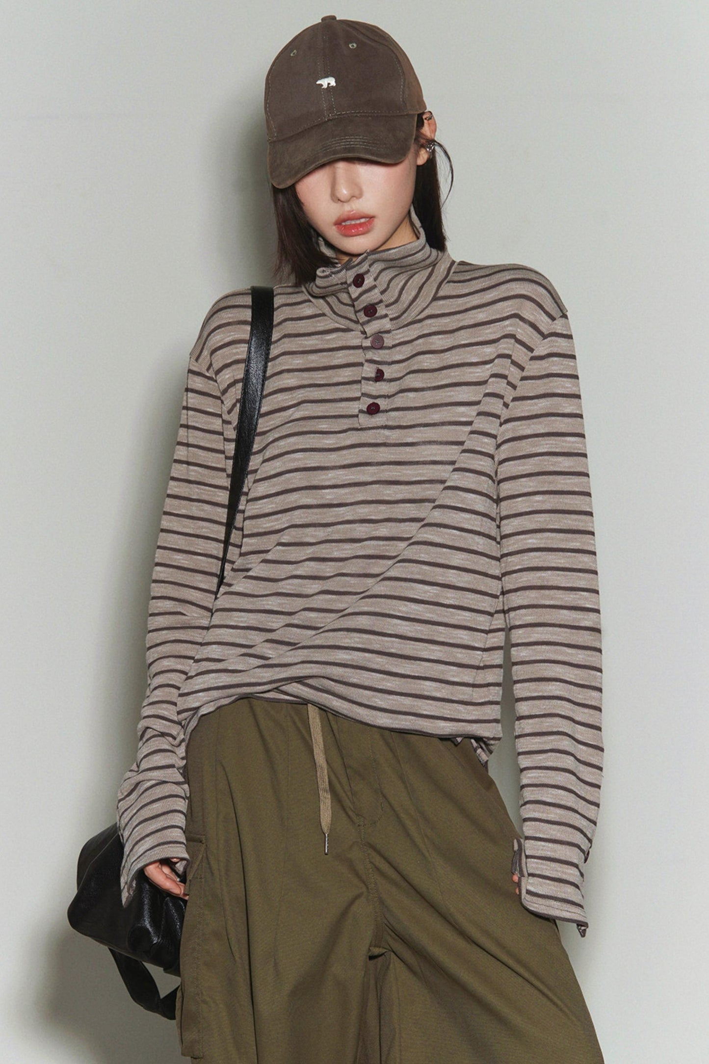 Top a collo alto a righe