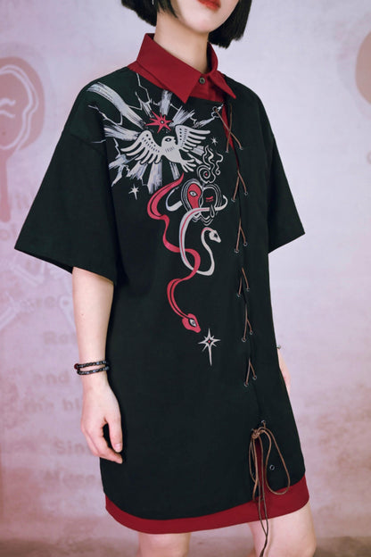 Dekadentes neogotisches T-Shirt-Kleid