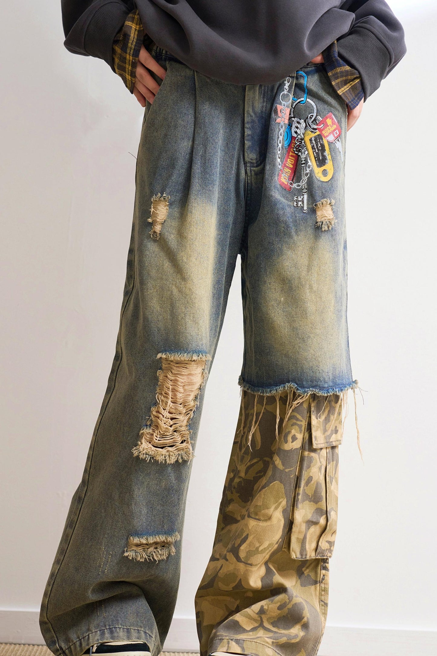 ステートメントパッチワークカモジーンズ