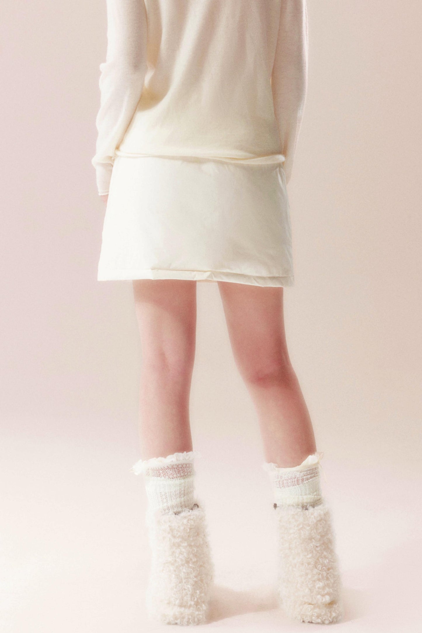 アーモンドクリームラッフルドスカート