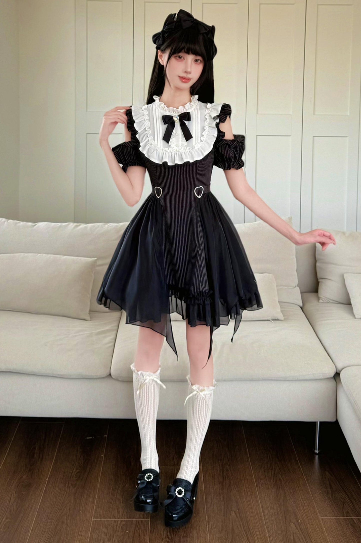 Vestido de hombros descubiertos luna oscura estilo jirai