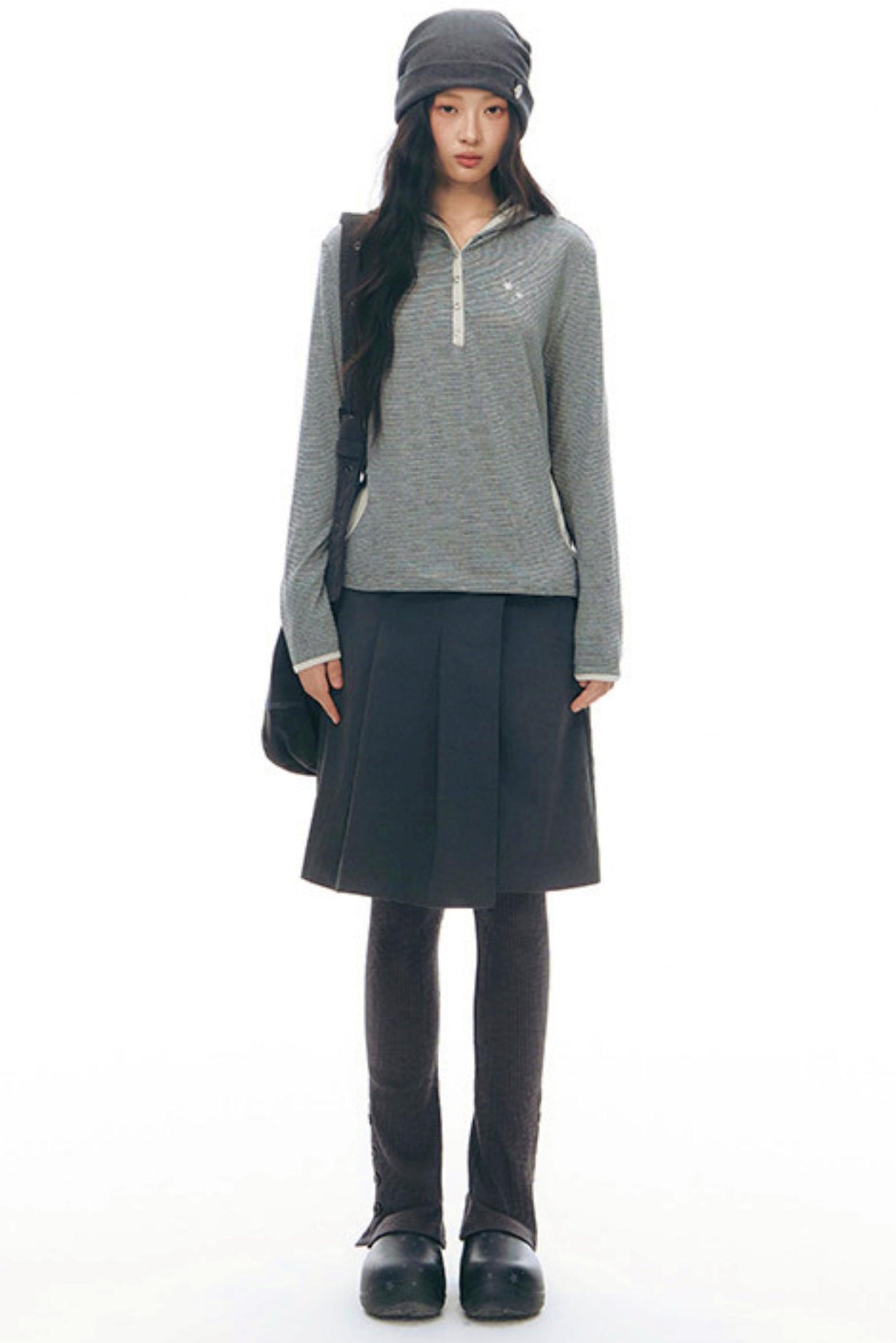 スリムスリットヘムレギンス