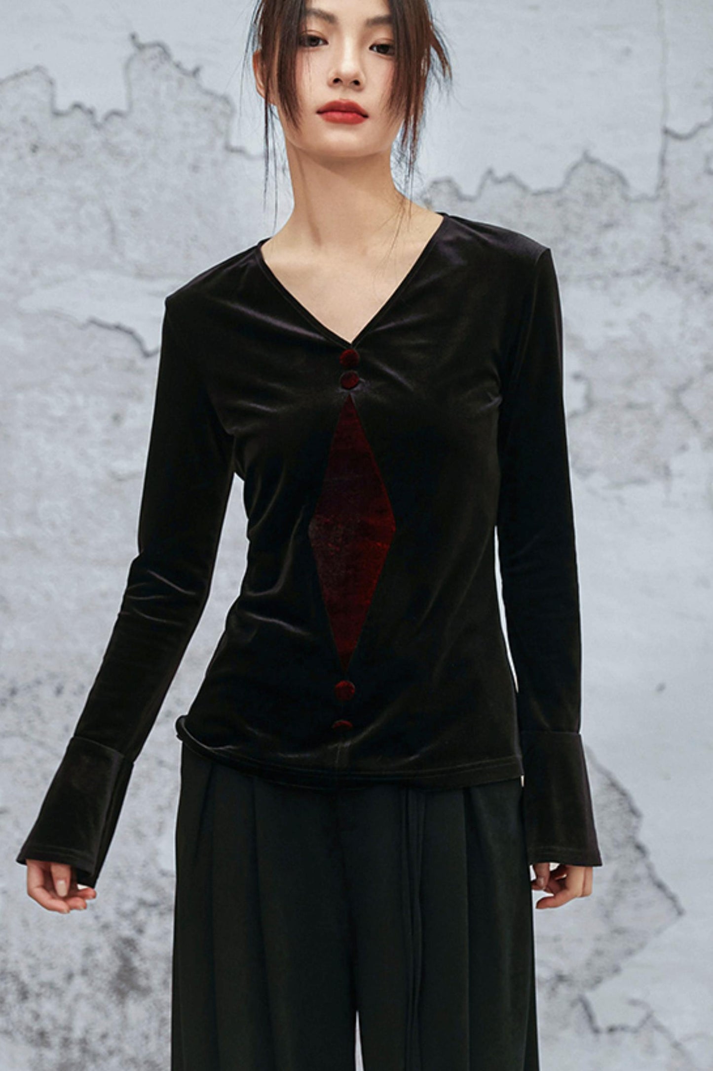 ゴシックベルベットベルスリーブブラウス