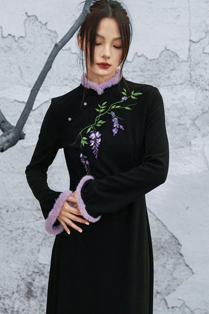 Wisteria Embroidery Knit Dress