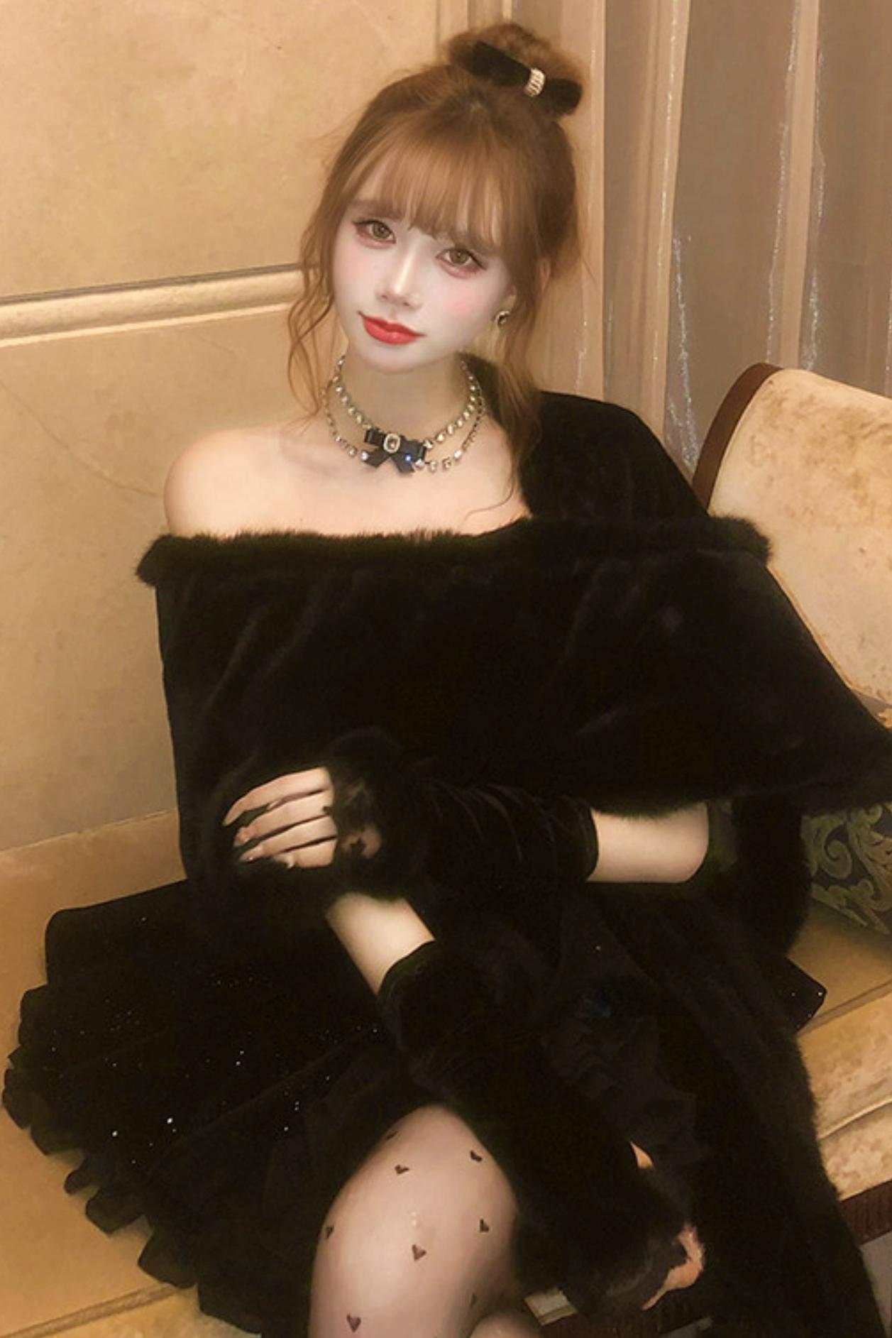 French off-the-shoulder dress + shawl + sleeves