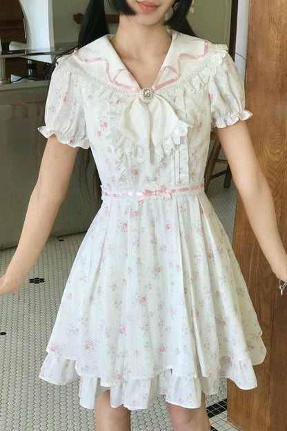 儚げ花柄セーラードールワンピース