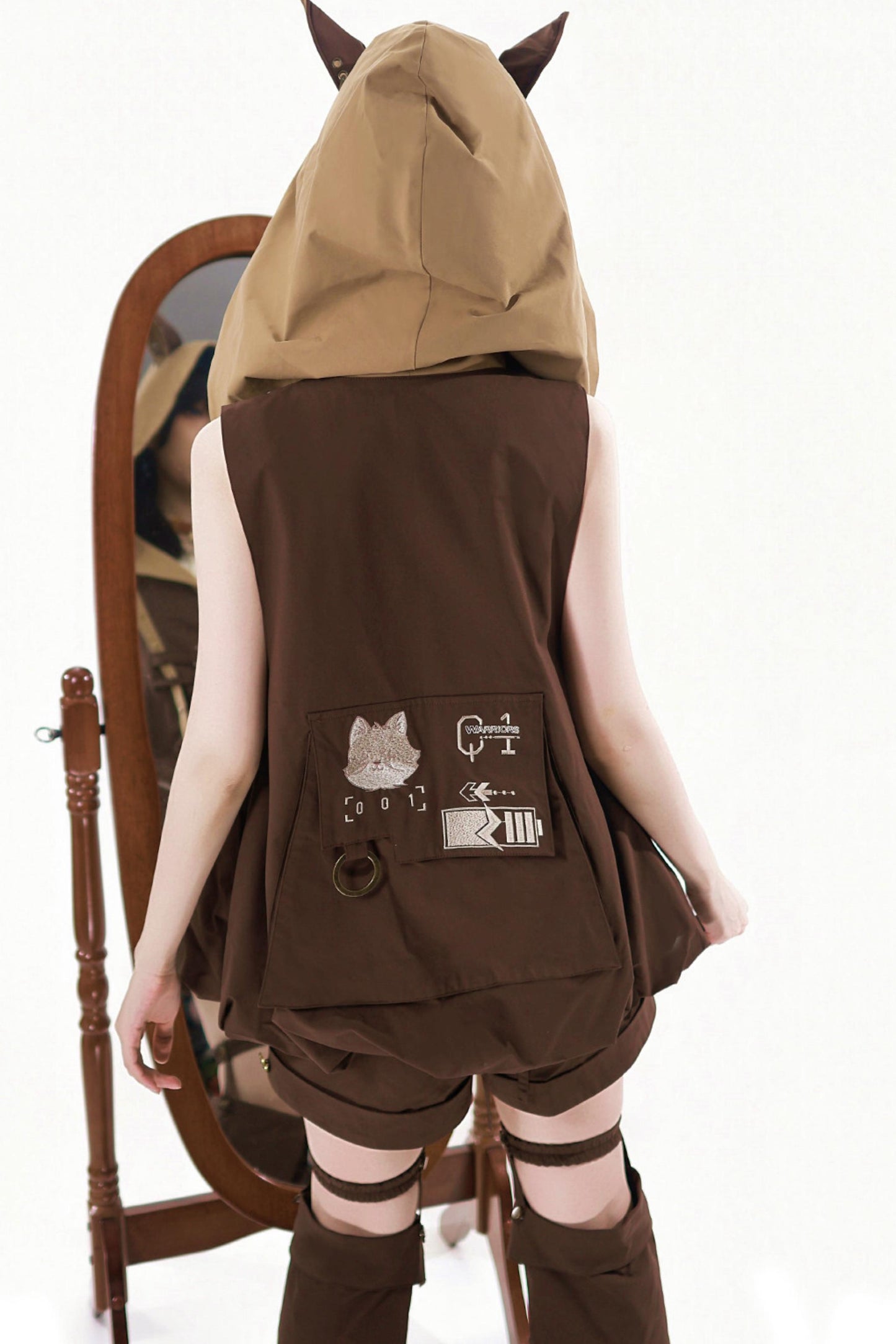 Hauts Lolita Cyberpunk + Shorts + Vêtement d'extérieur + Accessoires pour jambes + Sac banane