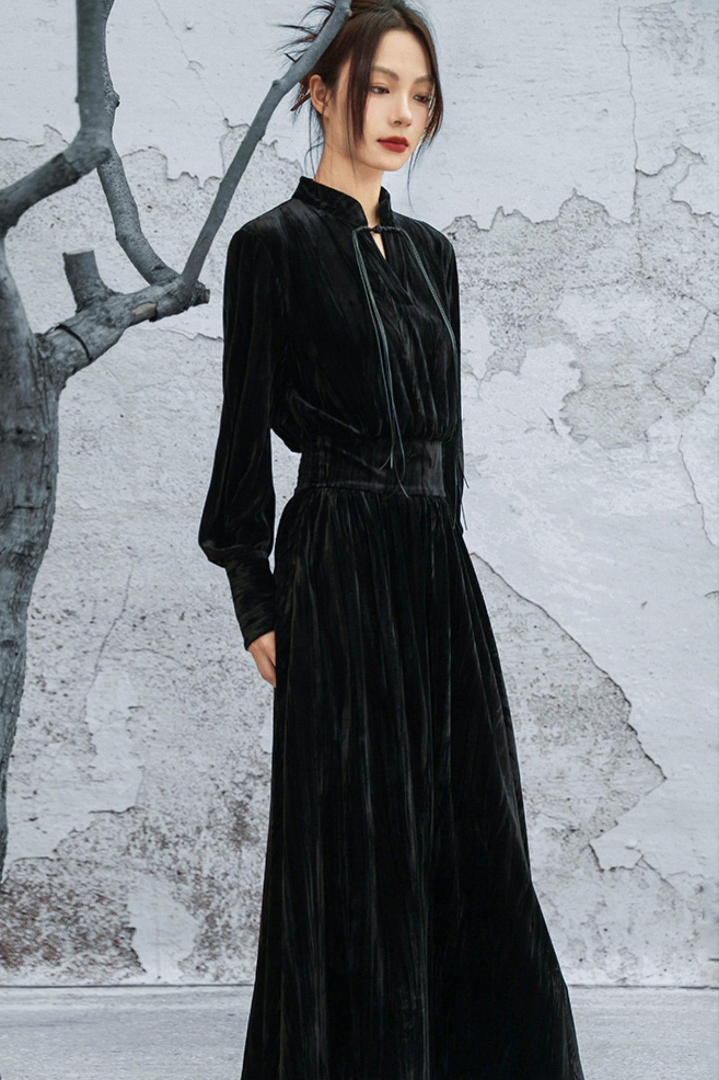 スタンドカラーべルベットドレス