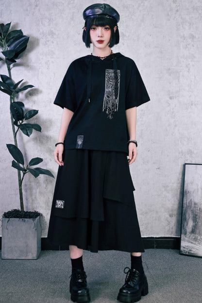 Dekadentes Oversize-T-Shirt im China-Stil