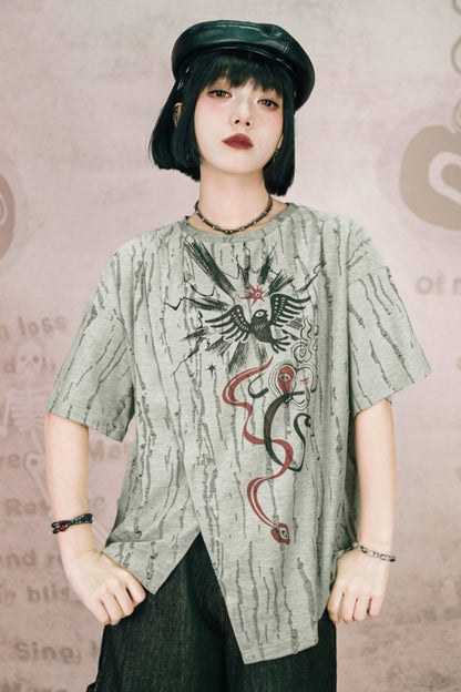 蛇と翼のサブカルTシャツ