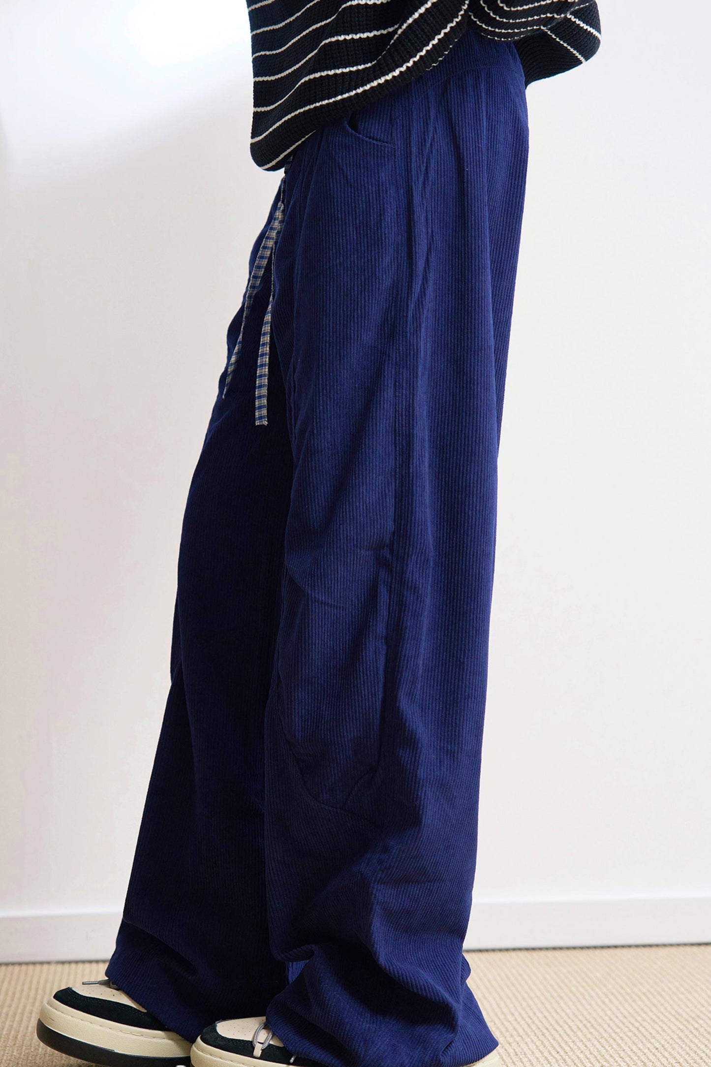 ストレートレッグソリッドコーデュロイスラックス