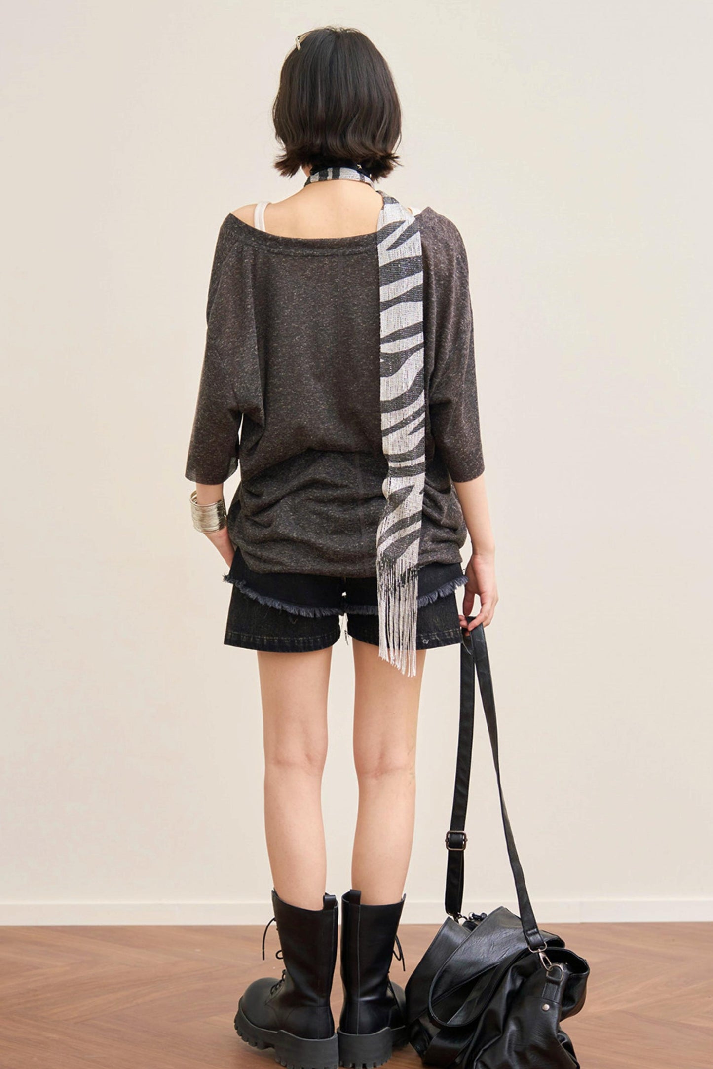 Loose Neck Design Top