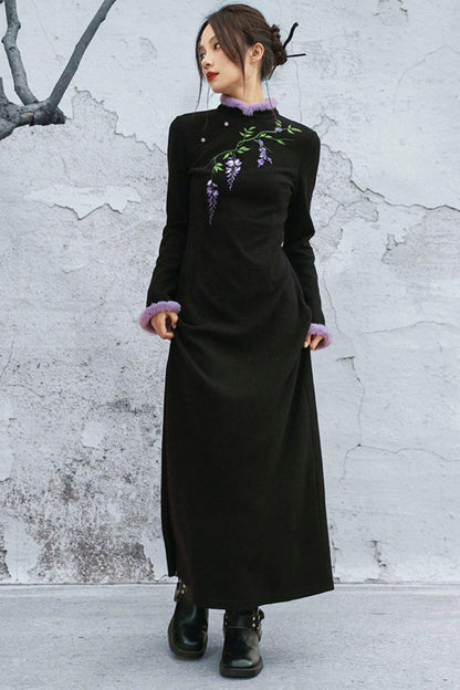 Wisteria Embroidery Knit Dress