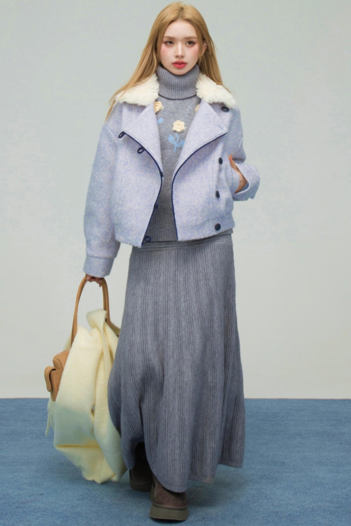 クラウドブルーファーリージャケット