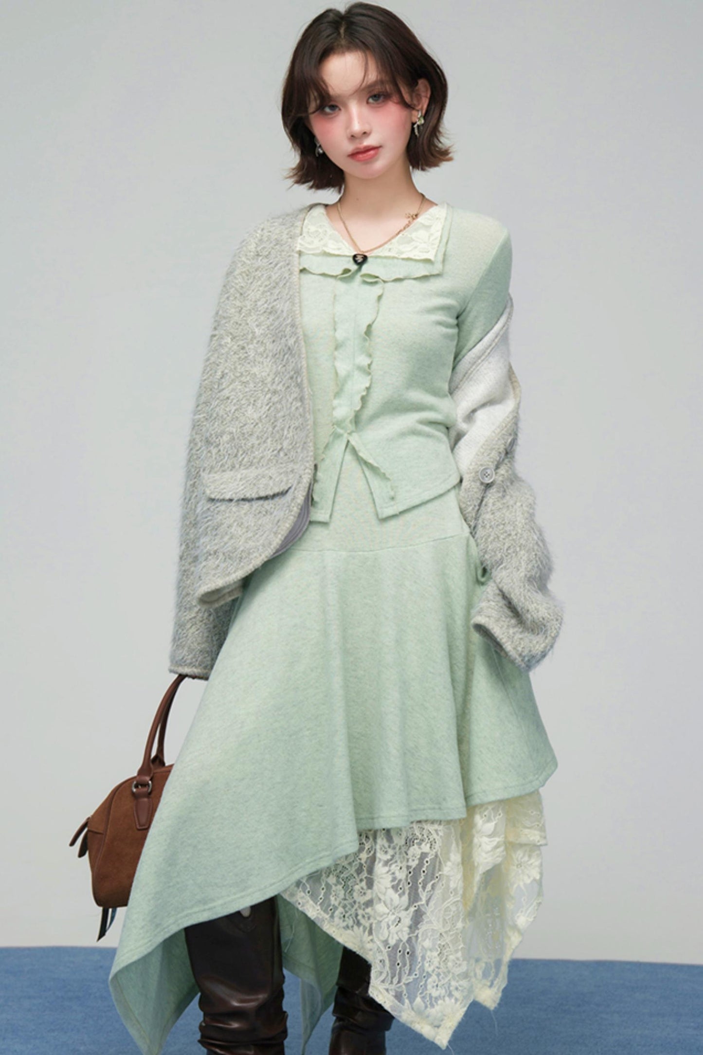 レースカラーニットトップス+アシメスカート