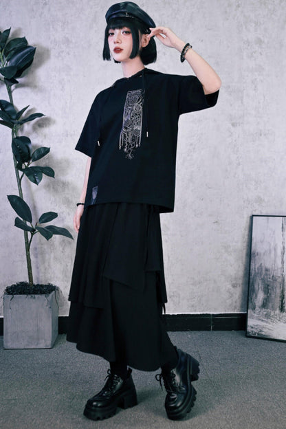 Dekadentes Oversize-T-Shirt im China-Stil