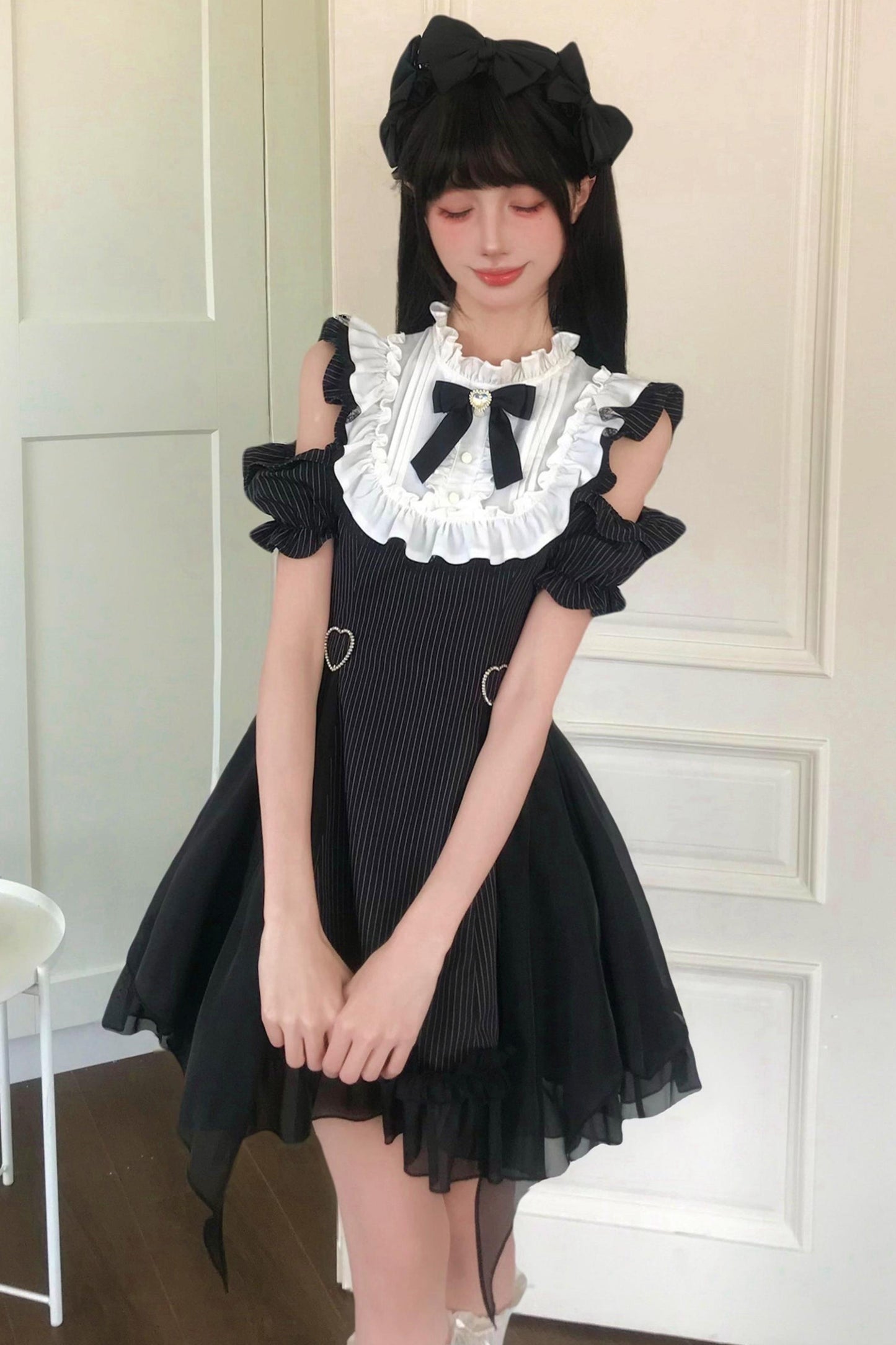 Vestido de hombros descubiertos luna oscura estilo jirai