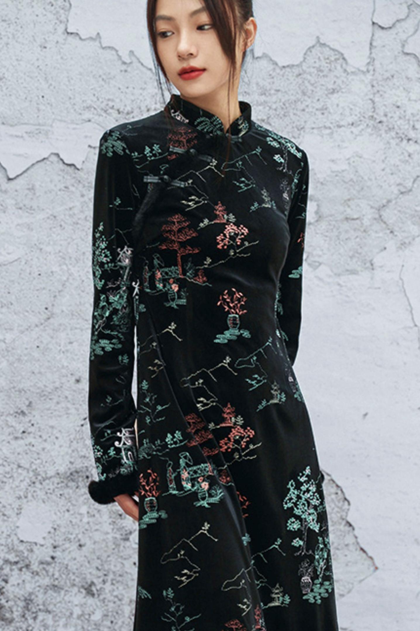 エンブロイダープラッシュチョンサムドレス