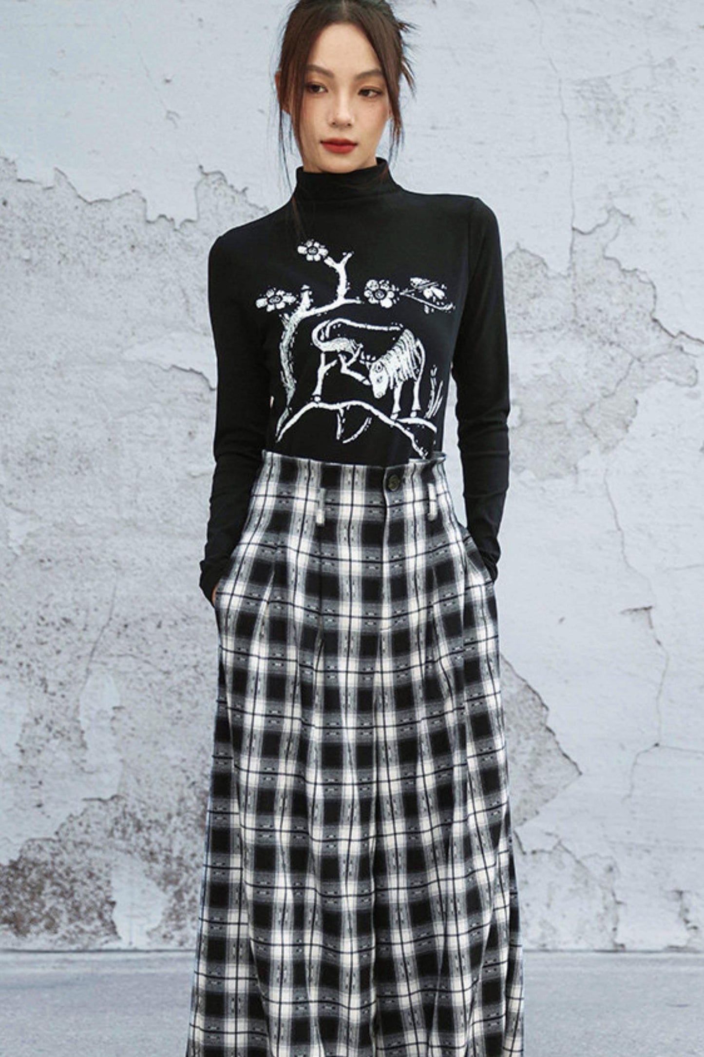 アーティスティックニットスリムフィットトップス