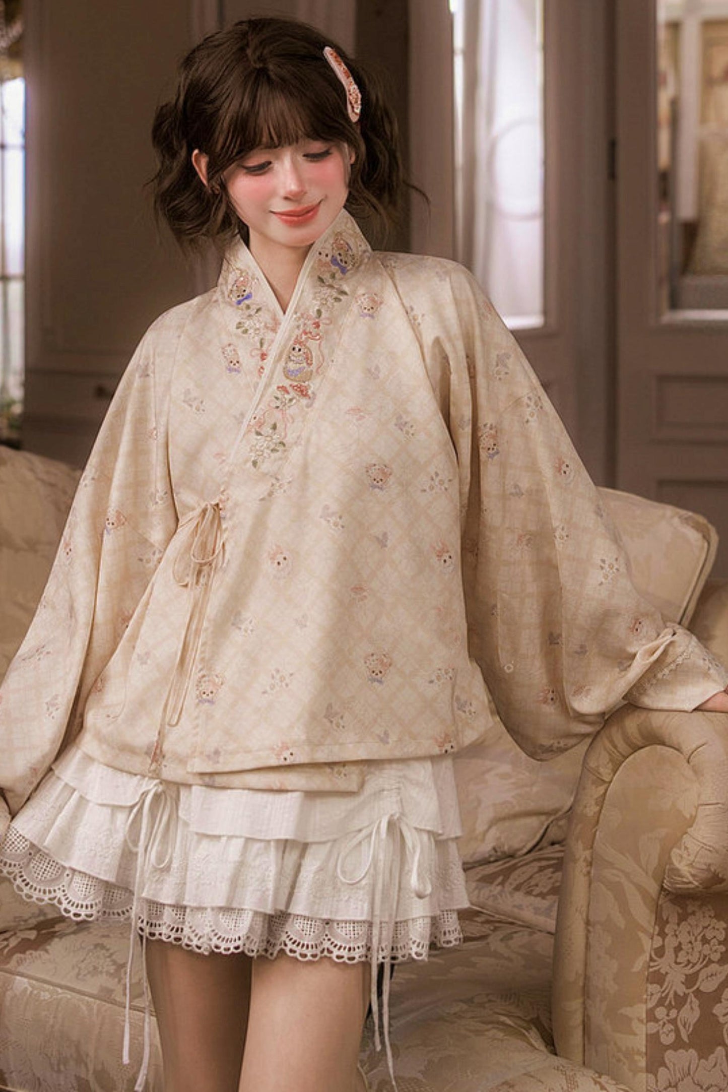 Chemisier avec broderie de conte de fées