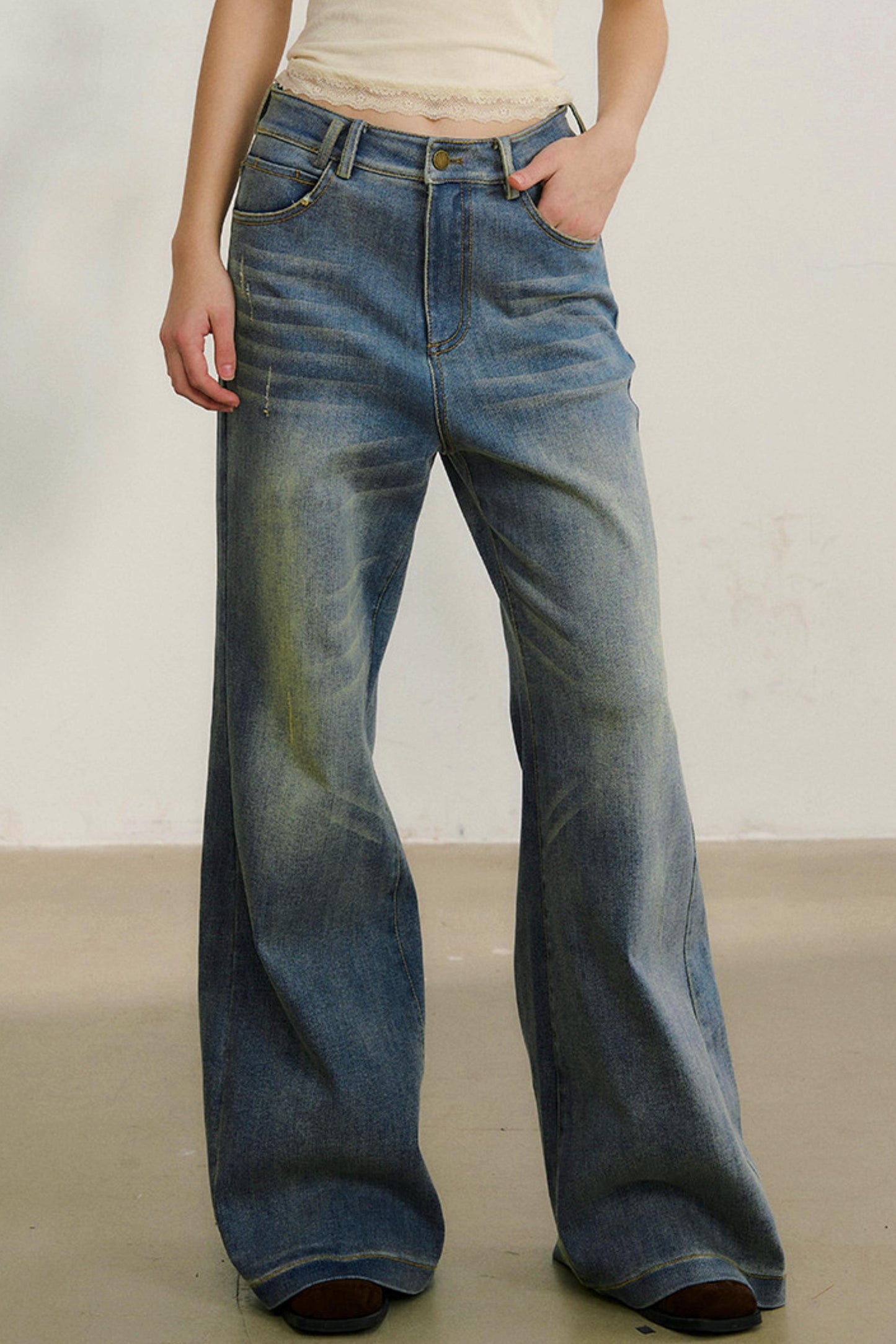 ルーズデニムパンツ