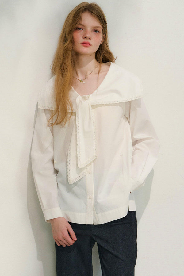 フレンチセーラーカラーブラウス