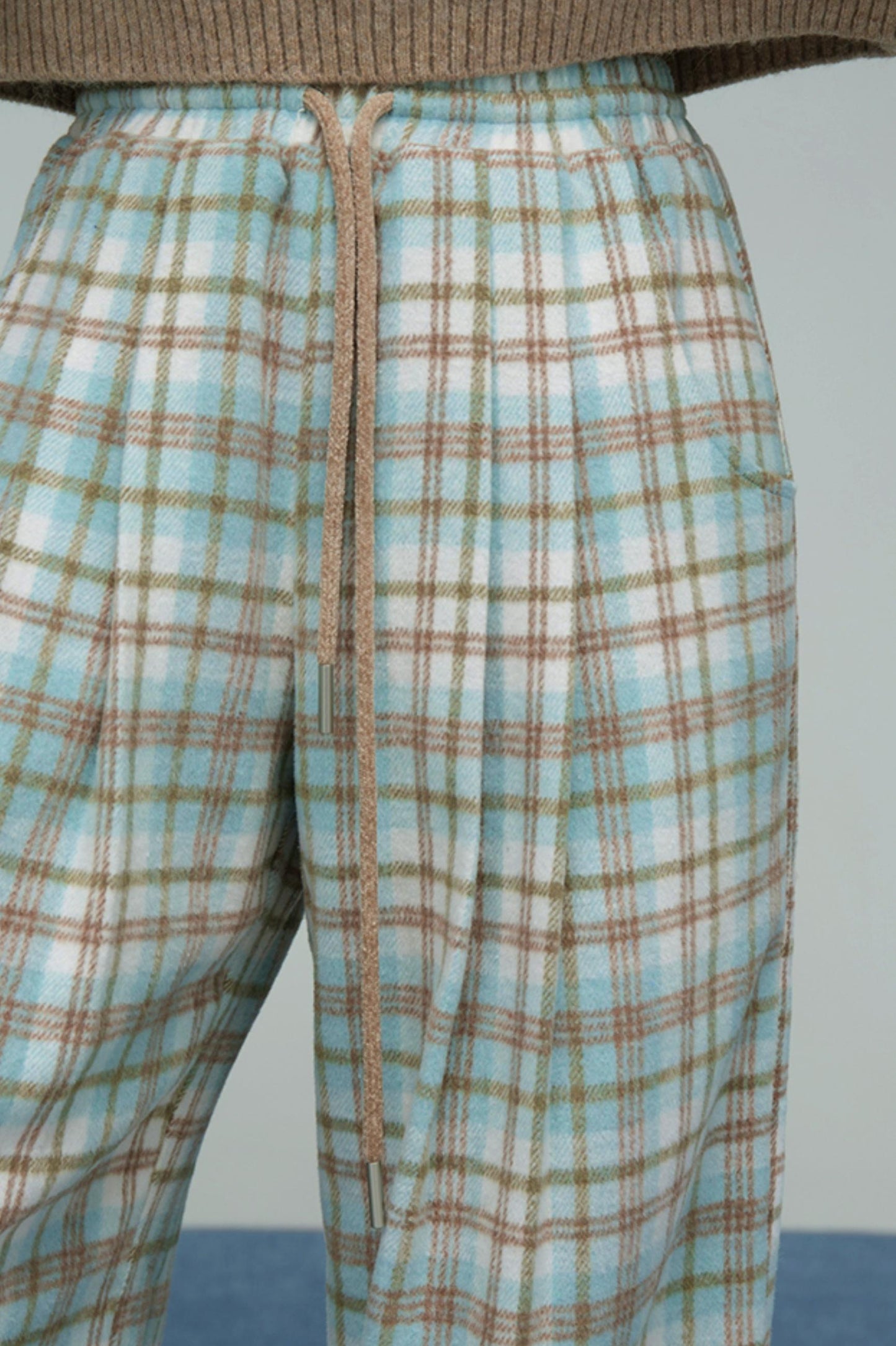 アトモスフェリックスノープレイドパンツ