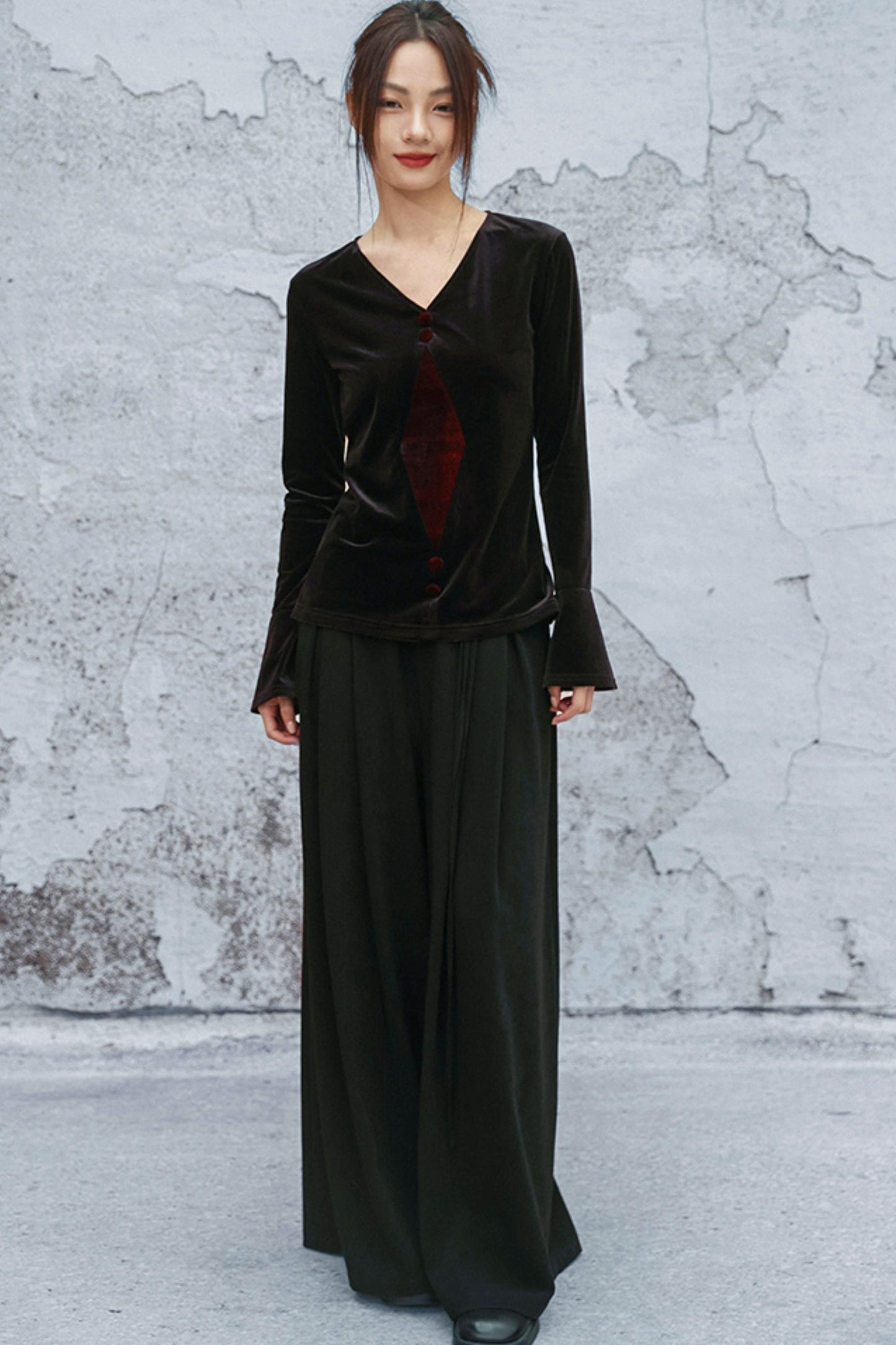 ゴシックベルベットベルスリーブブラウス