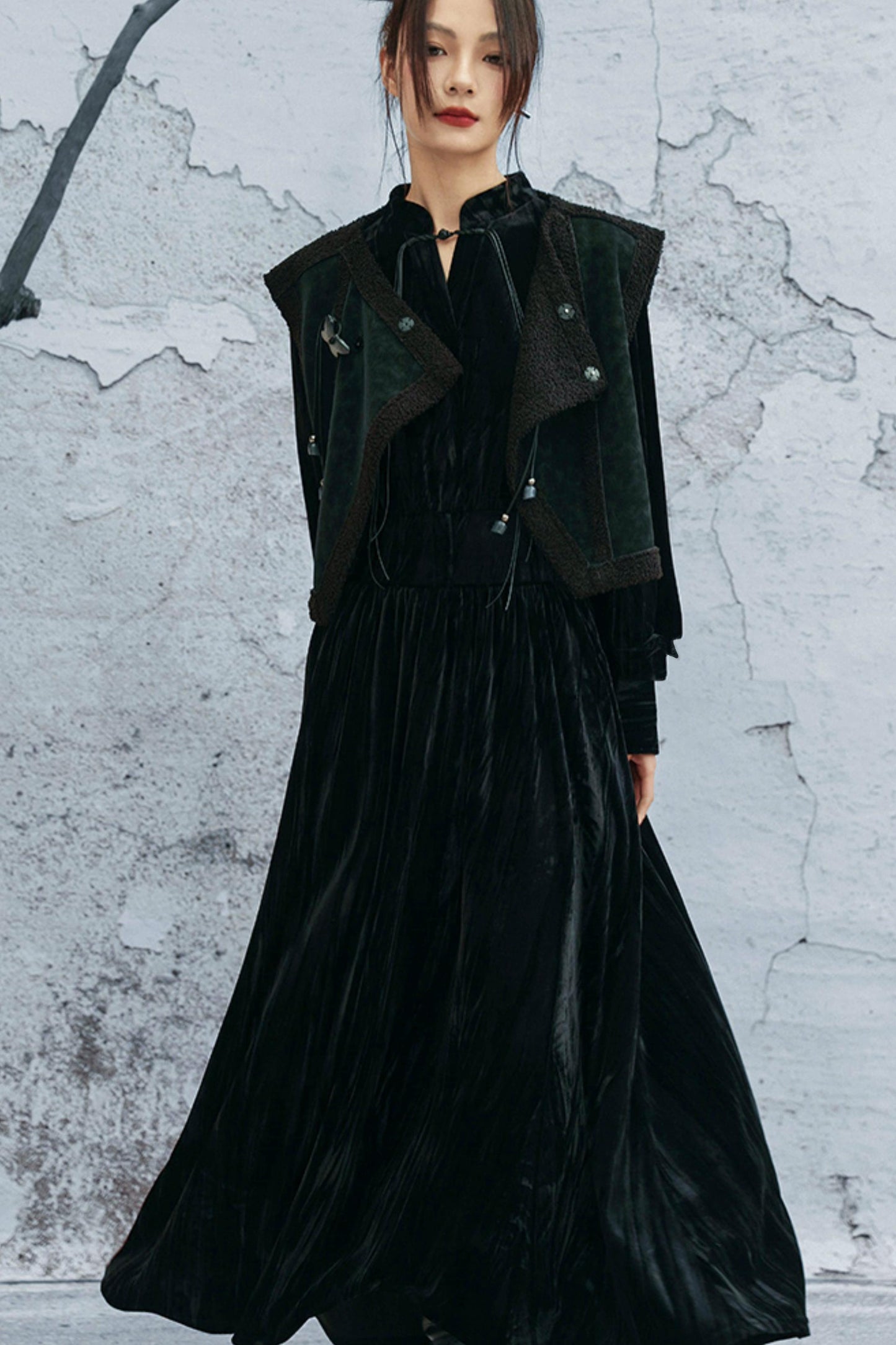 スタンドカラーべルベットドレス