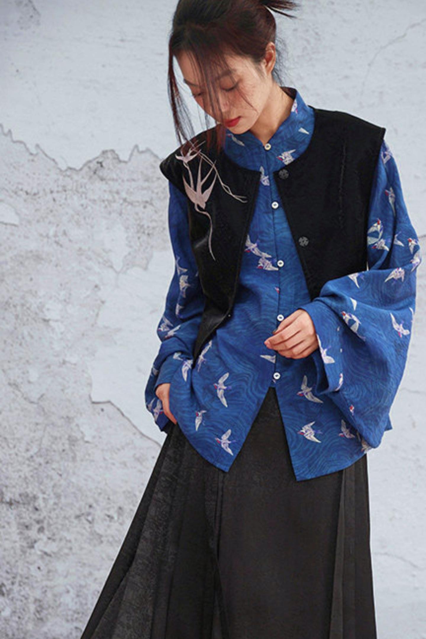 Dark Blue Retro Bird Pattern Stand Collar Shirt