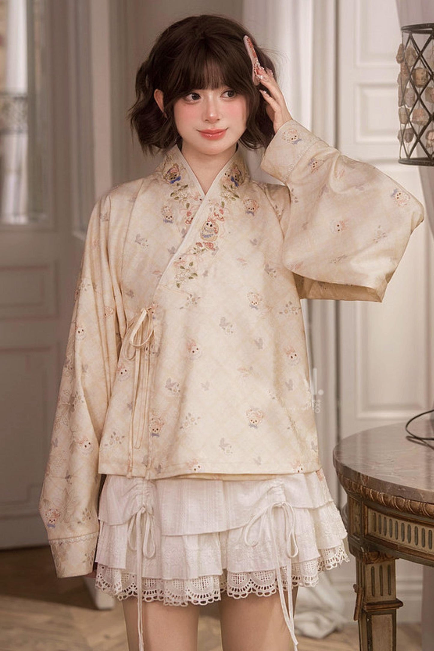 Chemisier avec broderie de conte de fées