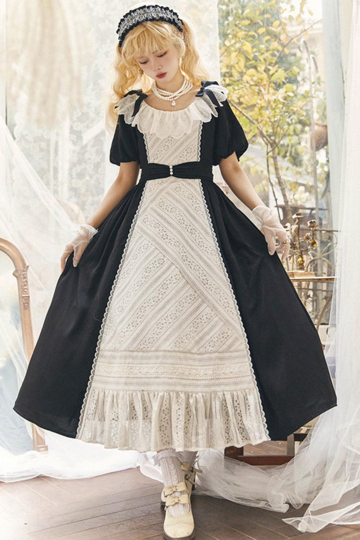 Robe Lolita de Servante avec Dentelle et Rubans