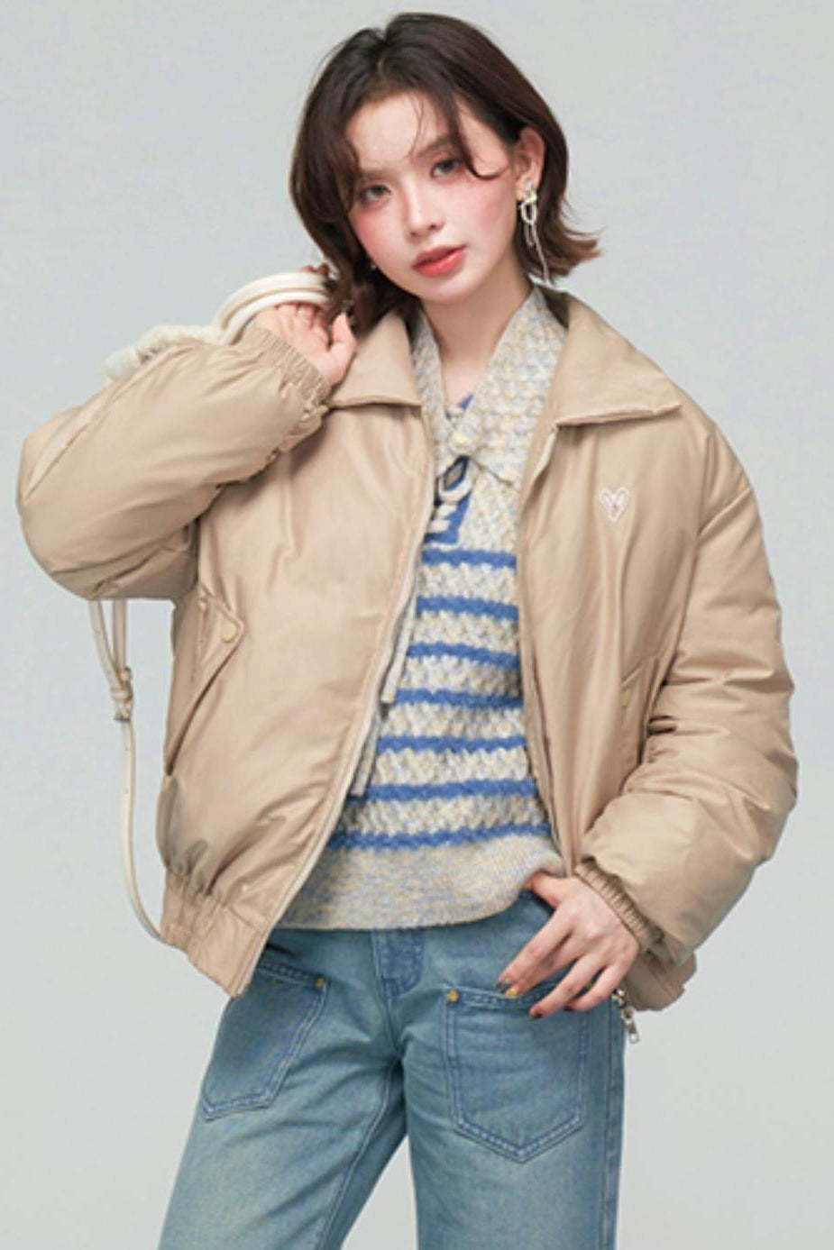 サテンコクーンダウンジャケット