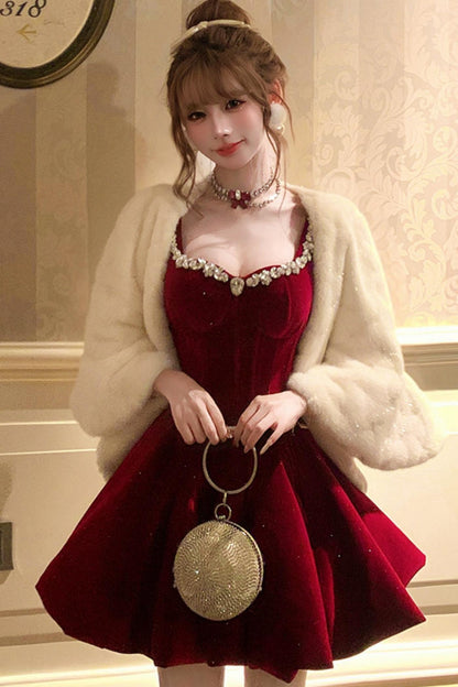 Sparkling Diamond Rhinestone Necklace