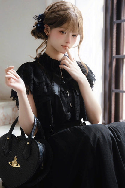 Gothic Young Lady Lace Dress + Accessories