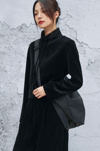 ダークモードハイネックトップス