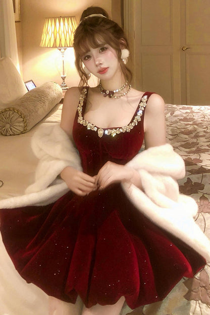 Sparkling Diamond Rhinestone Necklace