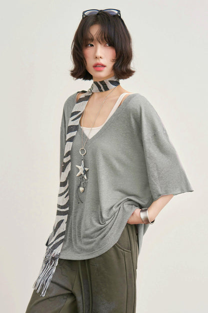 Loose Neck Design Top