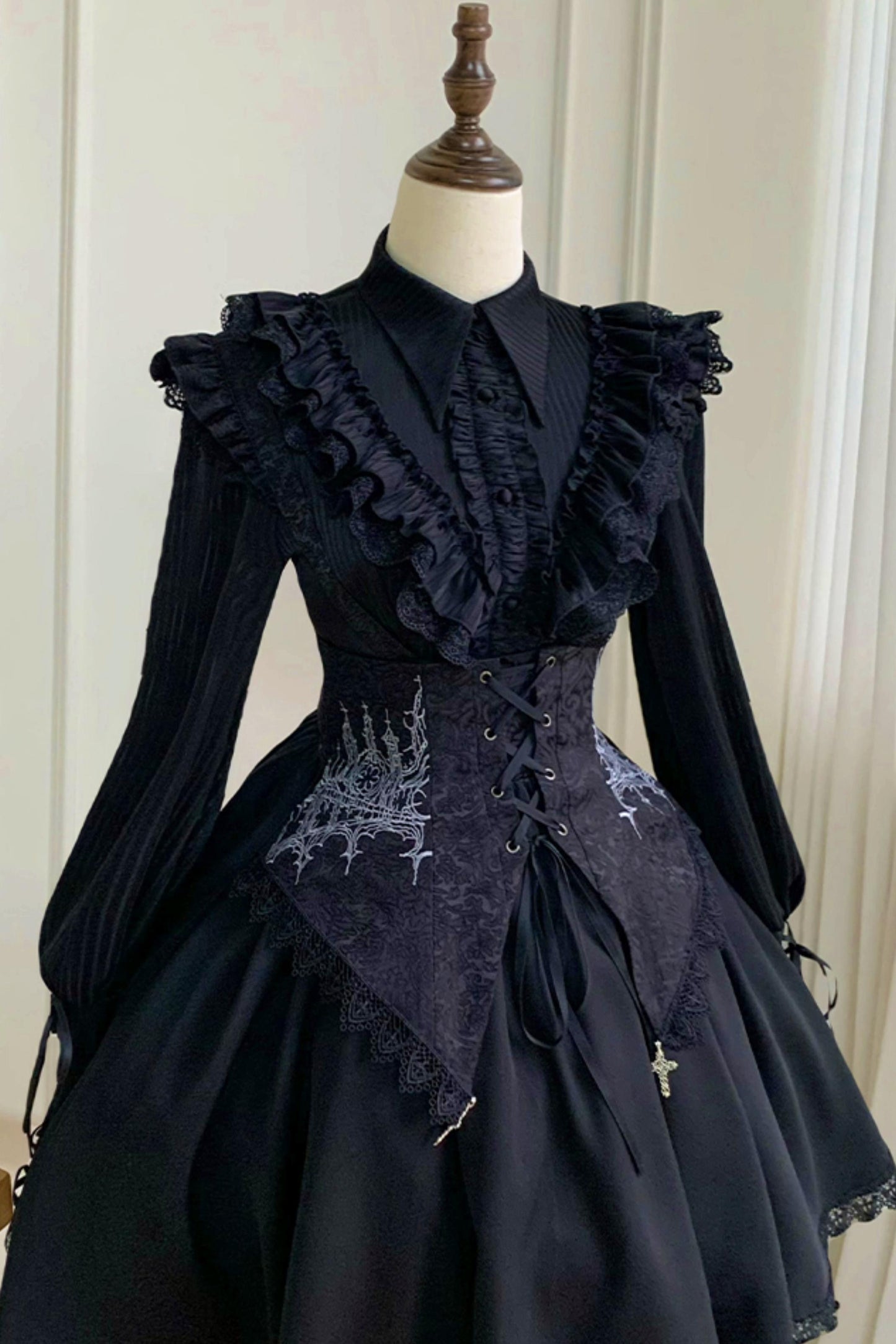 【予約商品】エレガントシフォンランタン袖シャツ