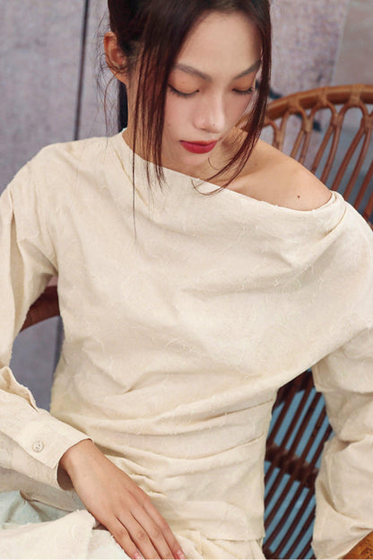 Ensemble élégant haut ample drapé en jacquard blanc cassé + jupe