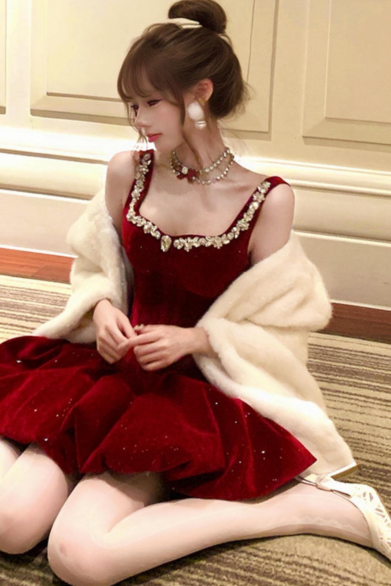 Sparkling Diamond Rhinestone Necklace