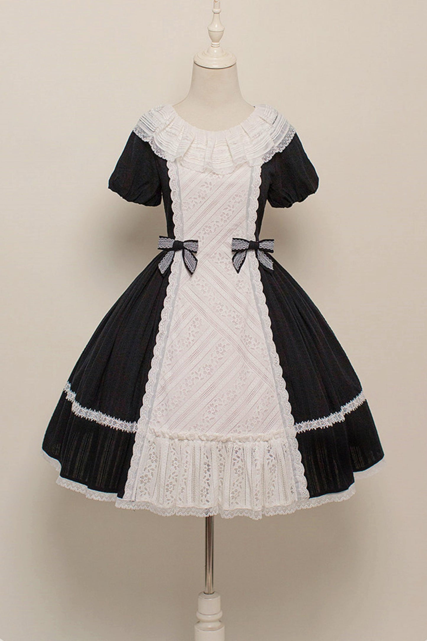 Robe Lolita de Servante avec Dentelle et Rubans