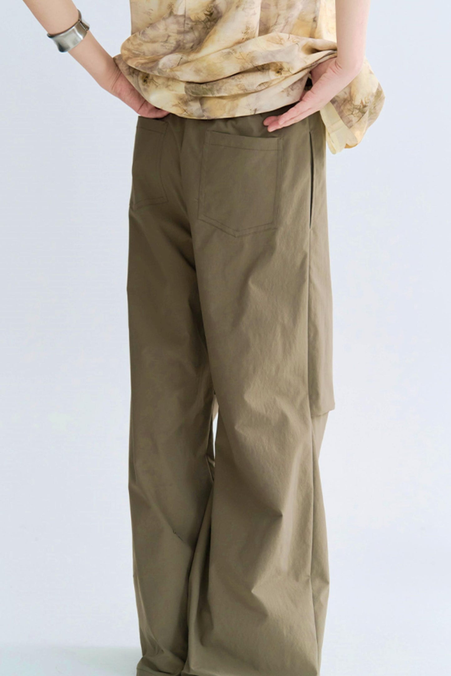 カジュアルニーディテールカーゴパンツ
