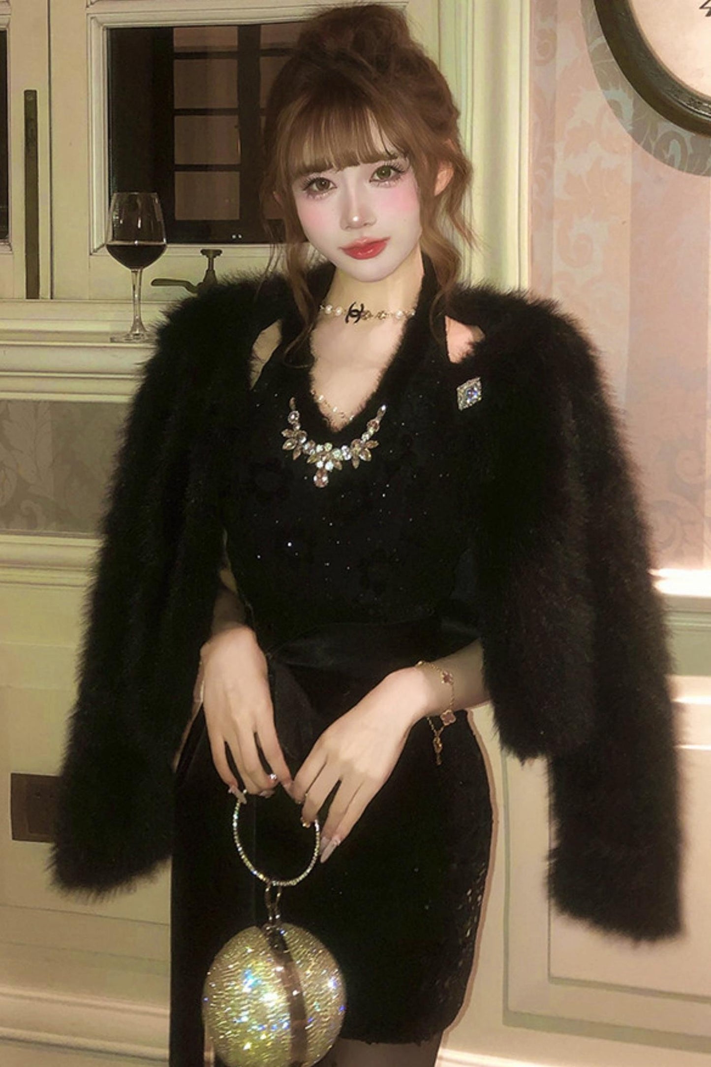 French mode tight dress + fur coat