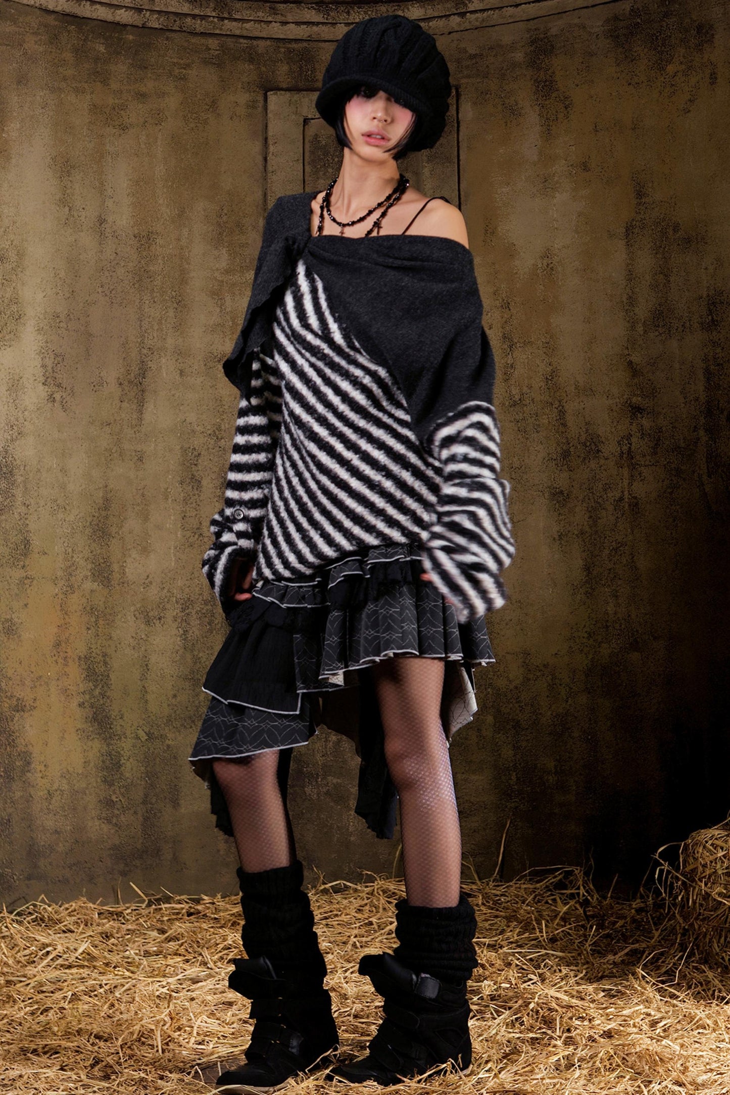 カラーブロックドストライプドニットセーター